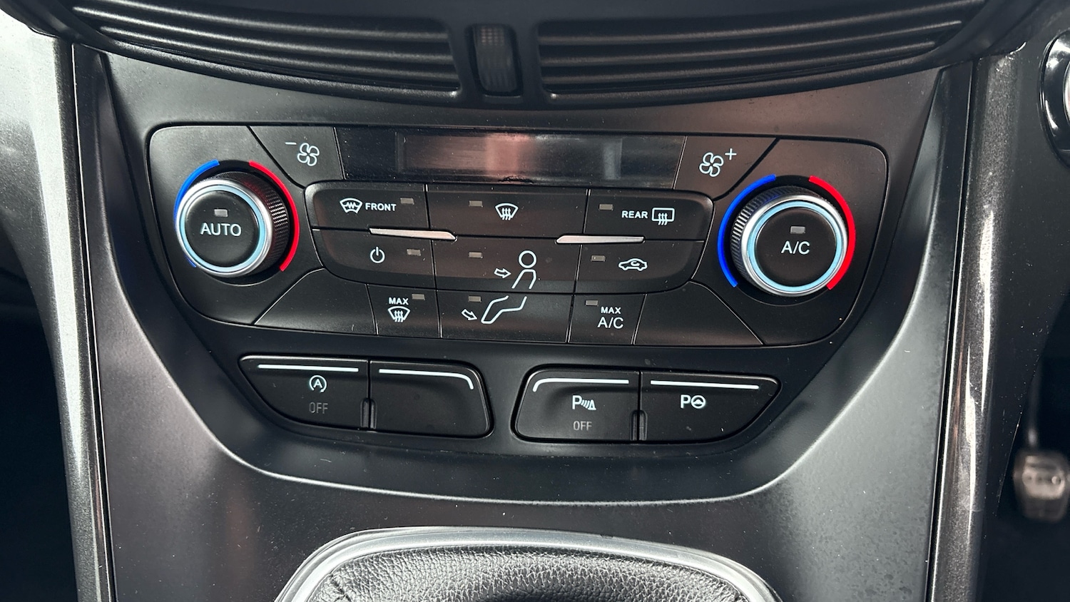 Used Ford Kuga 2019 for sale - 76748856: Photo 30