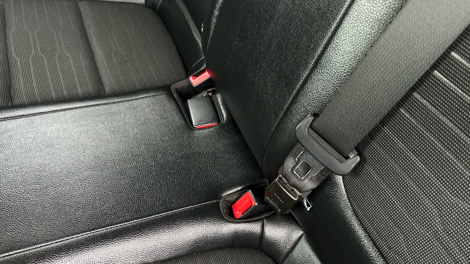 Used Kia Stonic 2022 for sale - 76924215: Photo 17