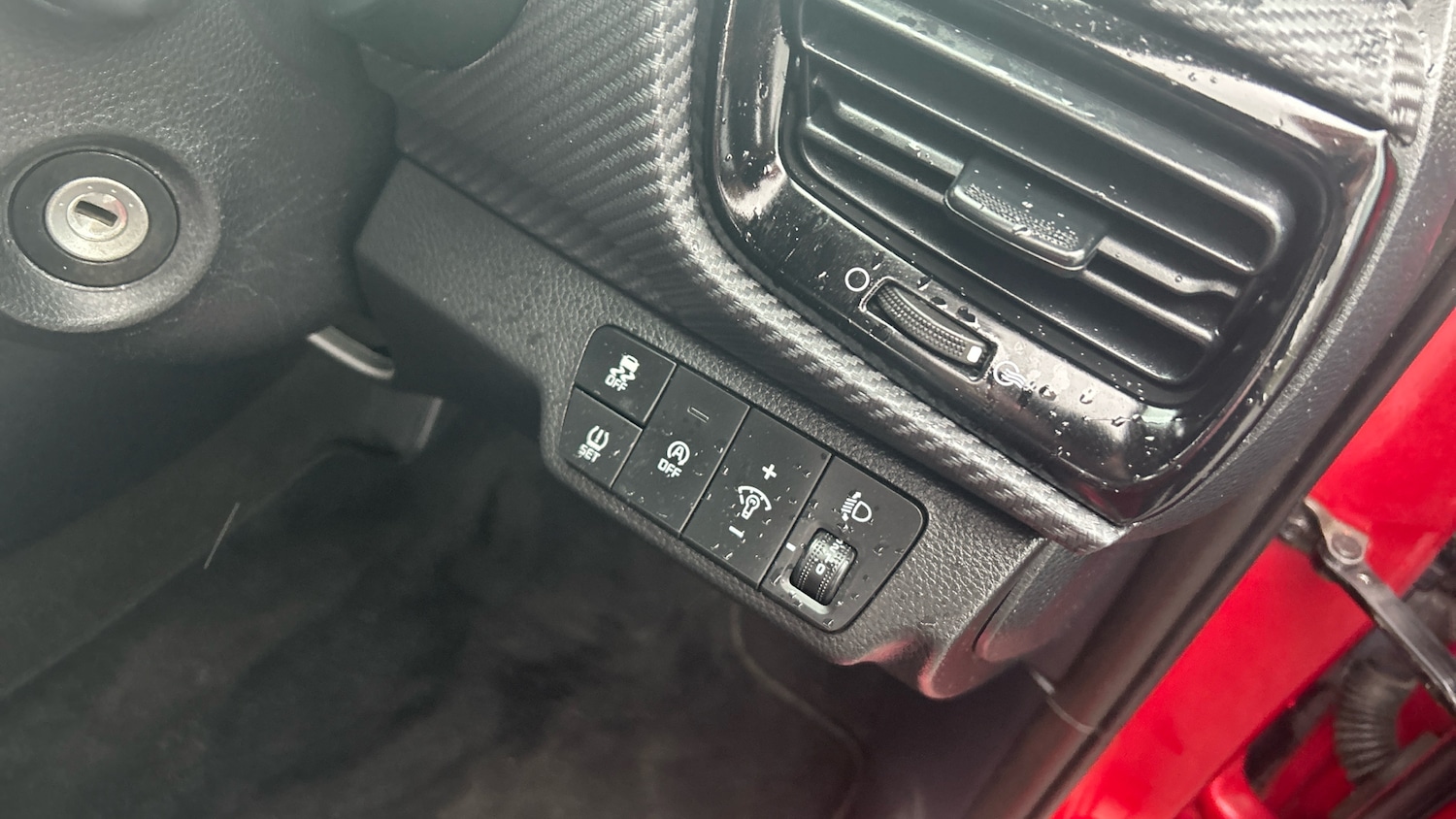 Used Kia Stonic 2022 for sale - 76924215: Photo 24