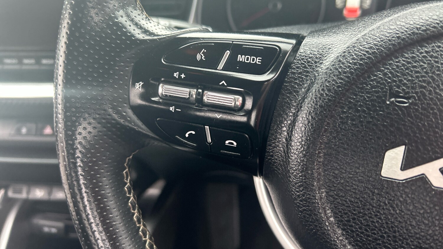 Used Kia Stonic 2022 for sale - 76924215: Photo 26