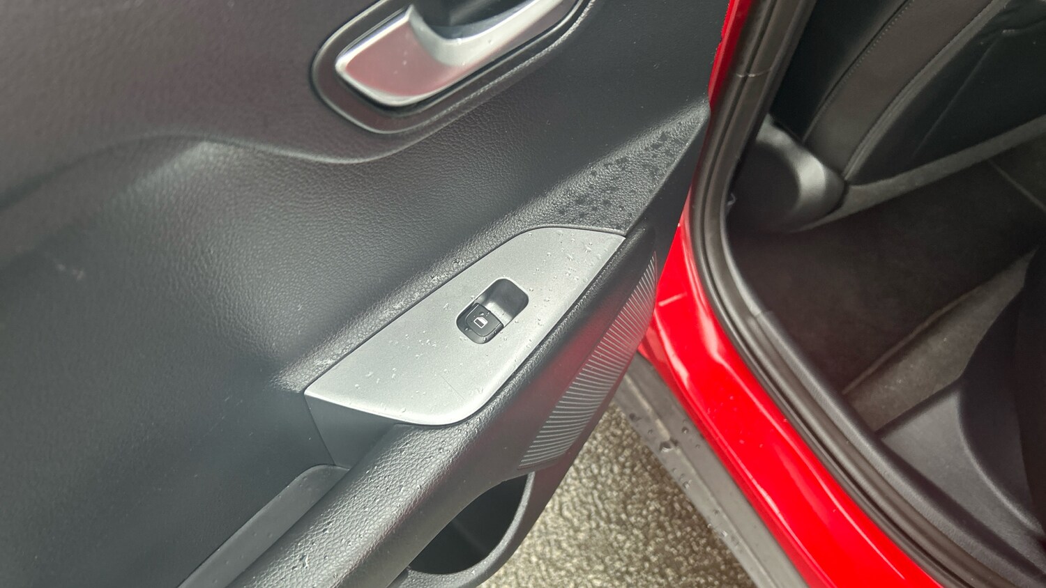 Used Kia Stonic 2022 for sale - 76924215: Photo 36