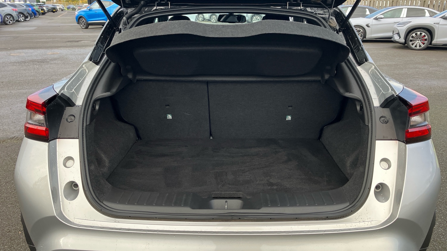 Used Nissan Juke 2021 for sale - 76363235: Photo 4