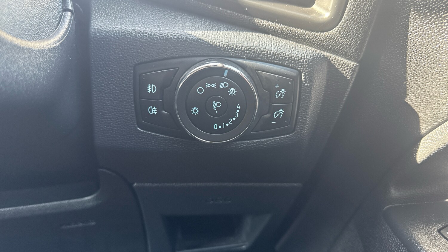 Used Ford Ecosport 2018 for sale - 77945308: Photo 33