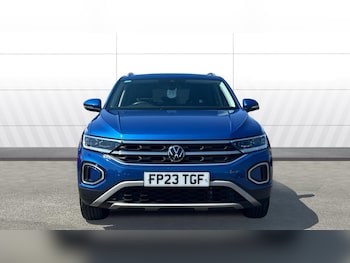 Used Volkswagen T-Roc 2023 for sale - 79165709: Photo