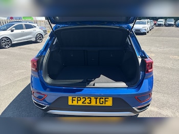 Used Volkswagen T-Roc 2023 for sale - 79165709: Photo