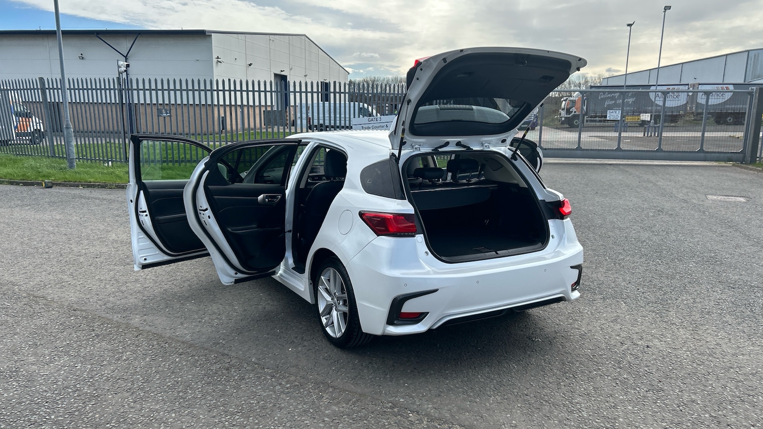Used Lexus CT 2018 for sale - 78031439: Photo 57