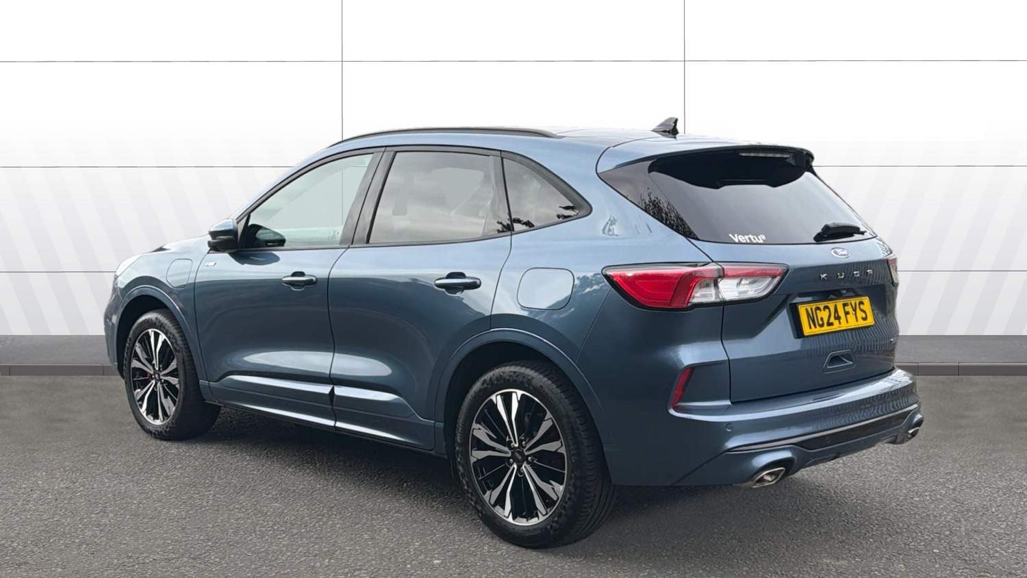 Used Ford Kuga 2024 for sale - 76363227: Photo 2