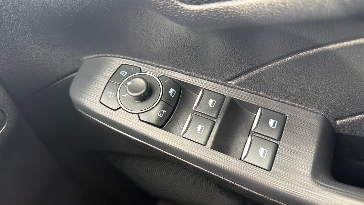 Used Ford Kuga 2024 for sale - 76363227: Photo 24