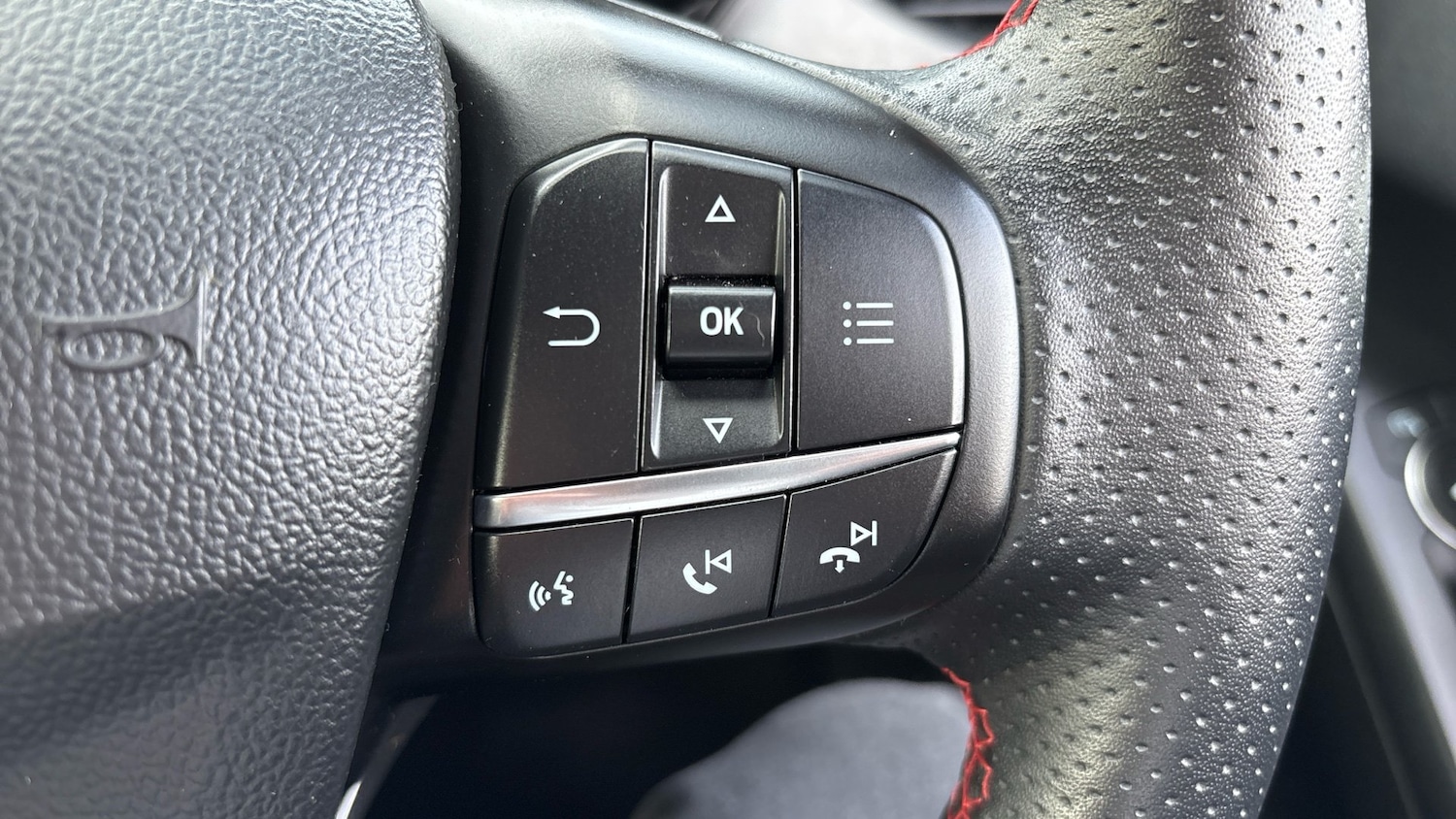 Used Ford Focus 2020 for sale - 76696244: Photo 26