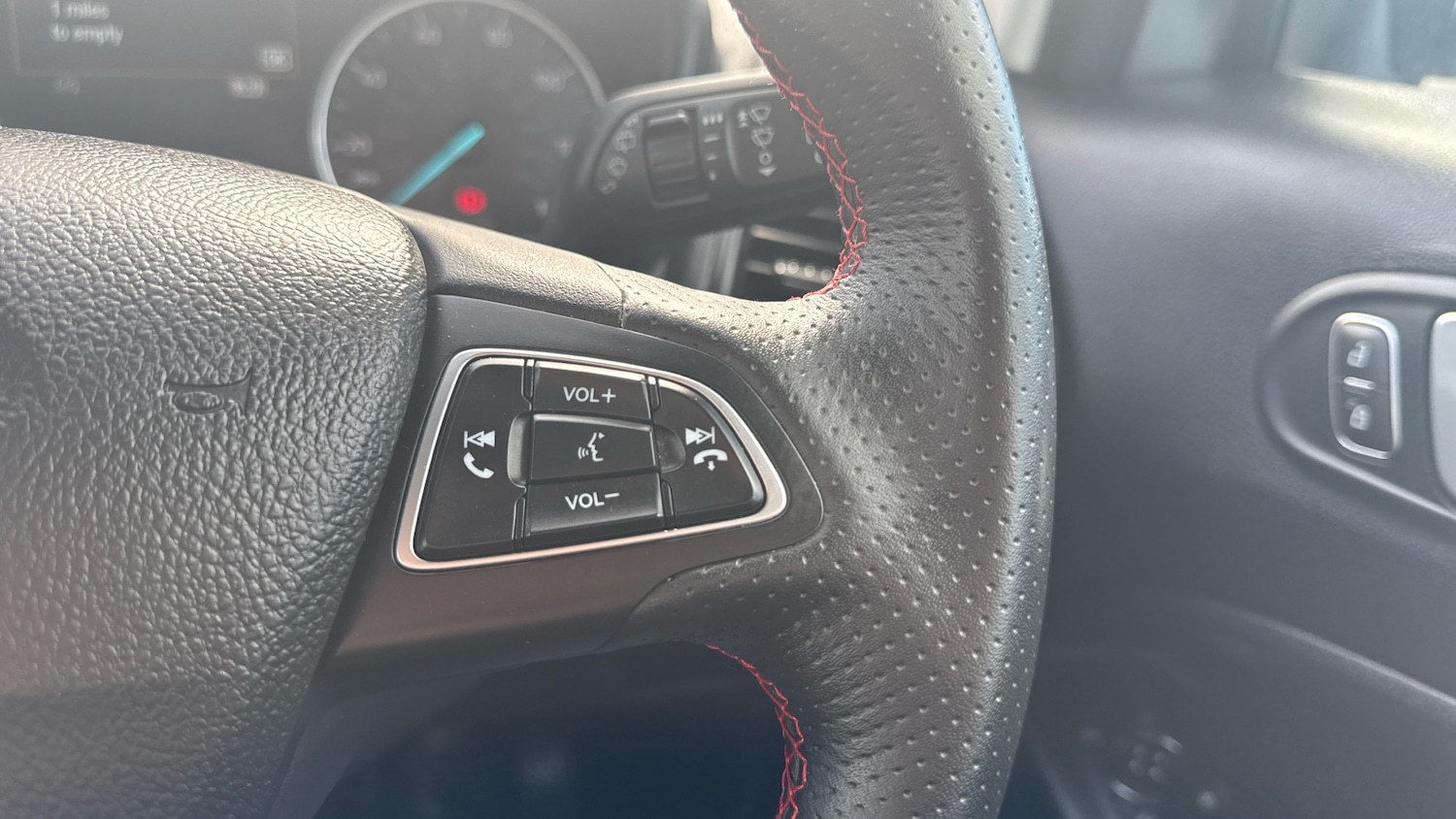 Used Ford Ecosport 2023 for sale - 78081601: Photo 23