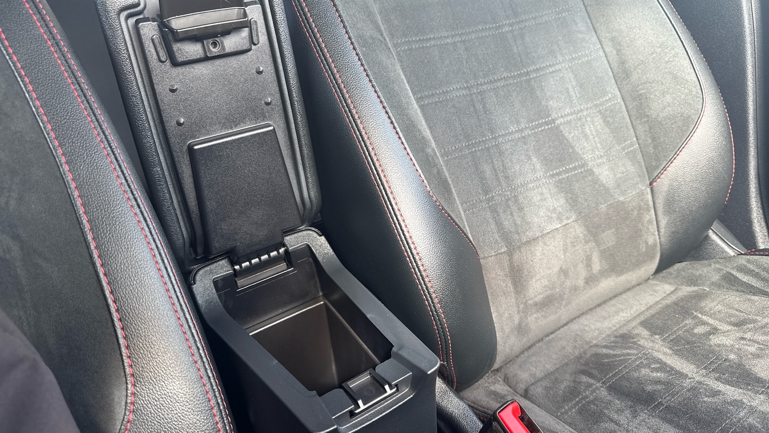 Used Ford Ecosport 2023 for sale - 78081601: Photo 32