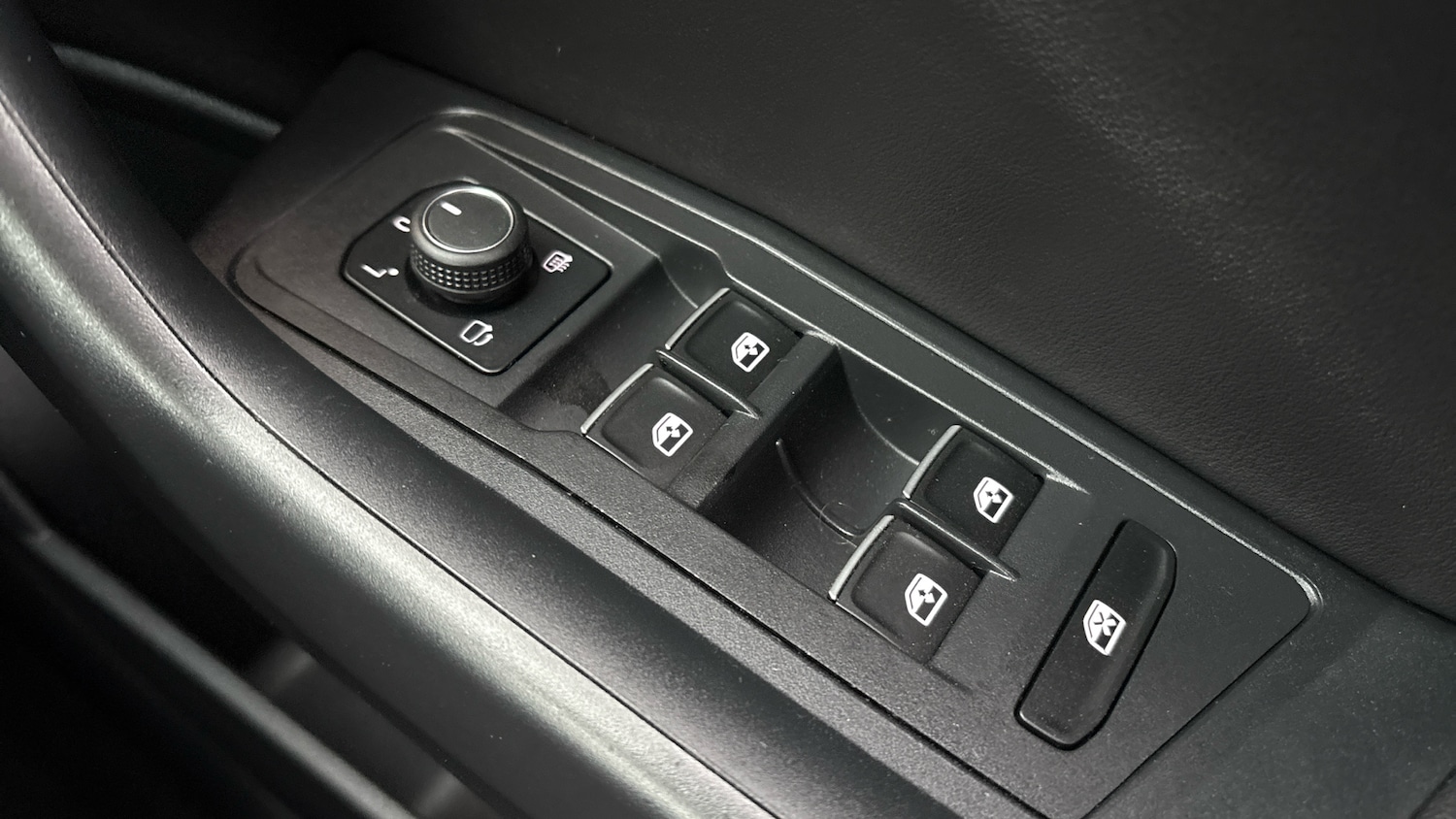 Used Volkswagen T-Roc 2021 for sale - 76719174: Photo 21