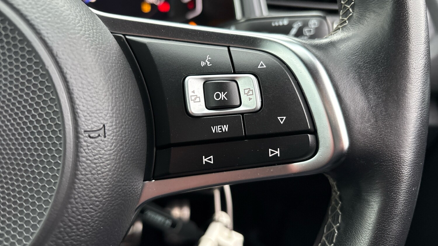 Used Volkswagen T-Roc 2021 for sale - 76719174: Photo 25