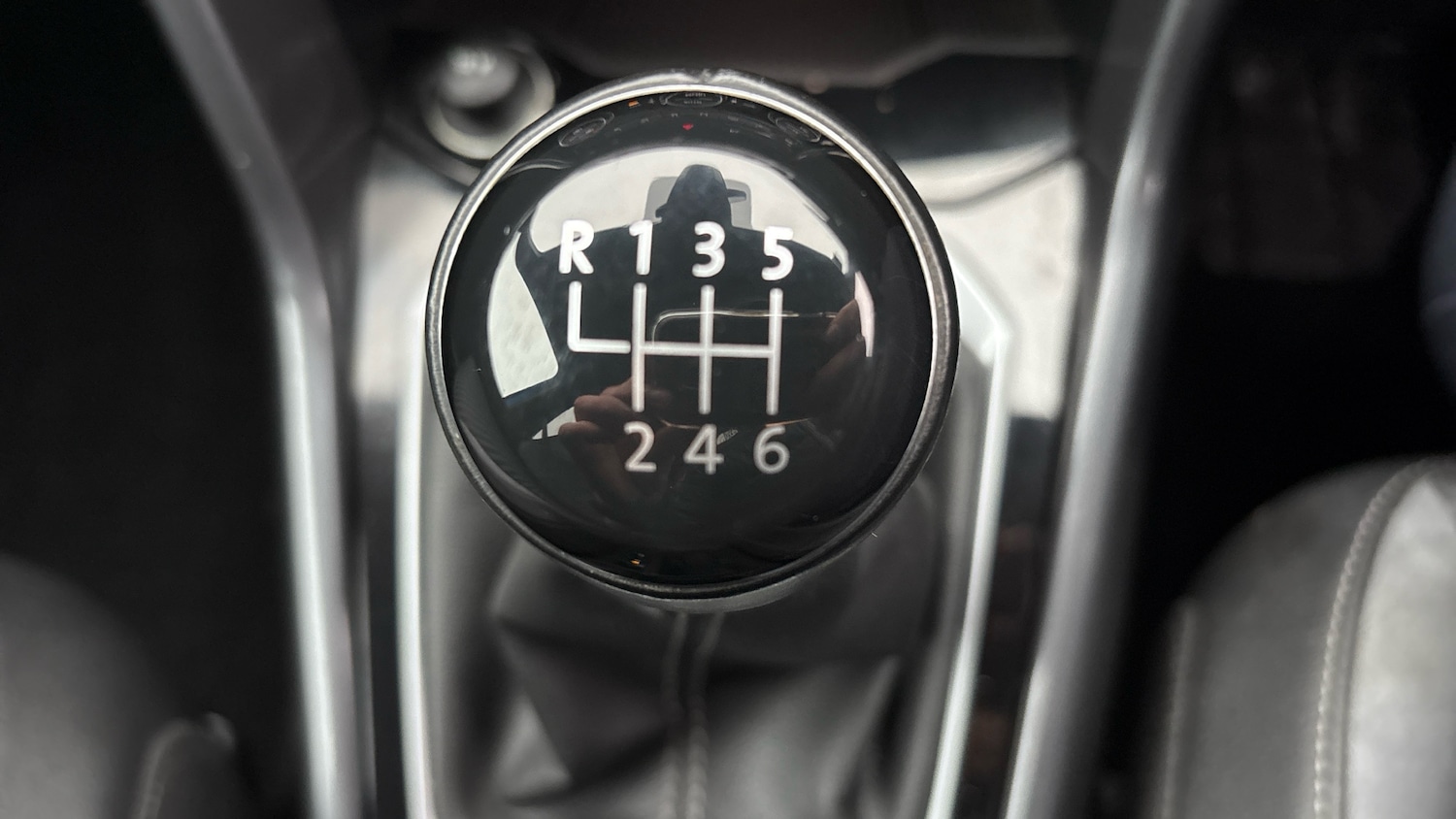 Used Volkswagen T-Roc 2021 for sale - 76719174: Photo 28