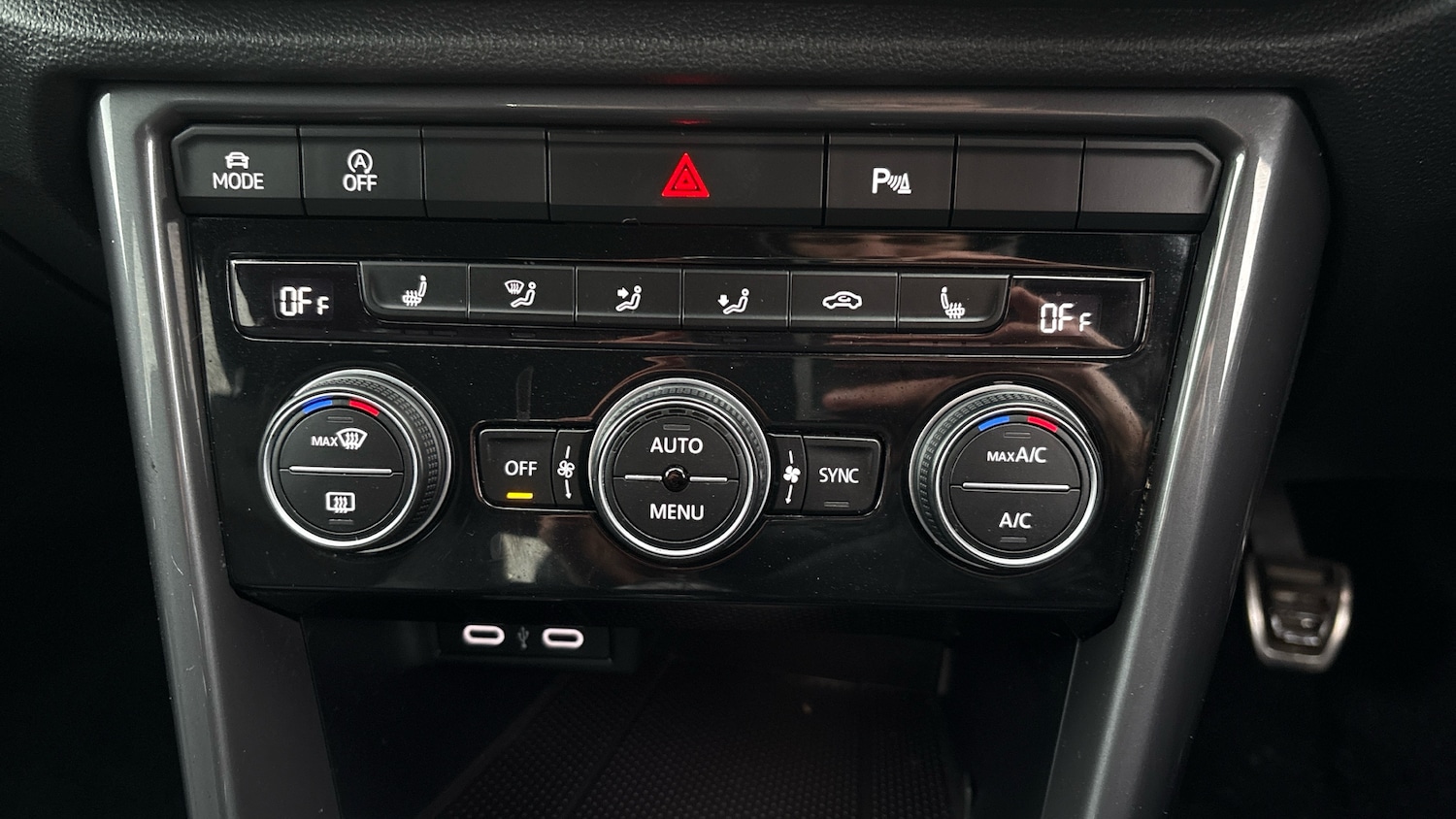 Used Volkswagen T-Roc 2021 for sale - 76719174: Photo 30