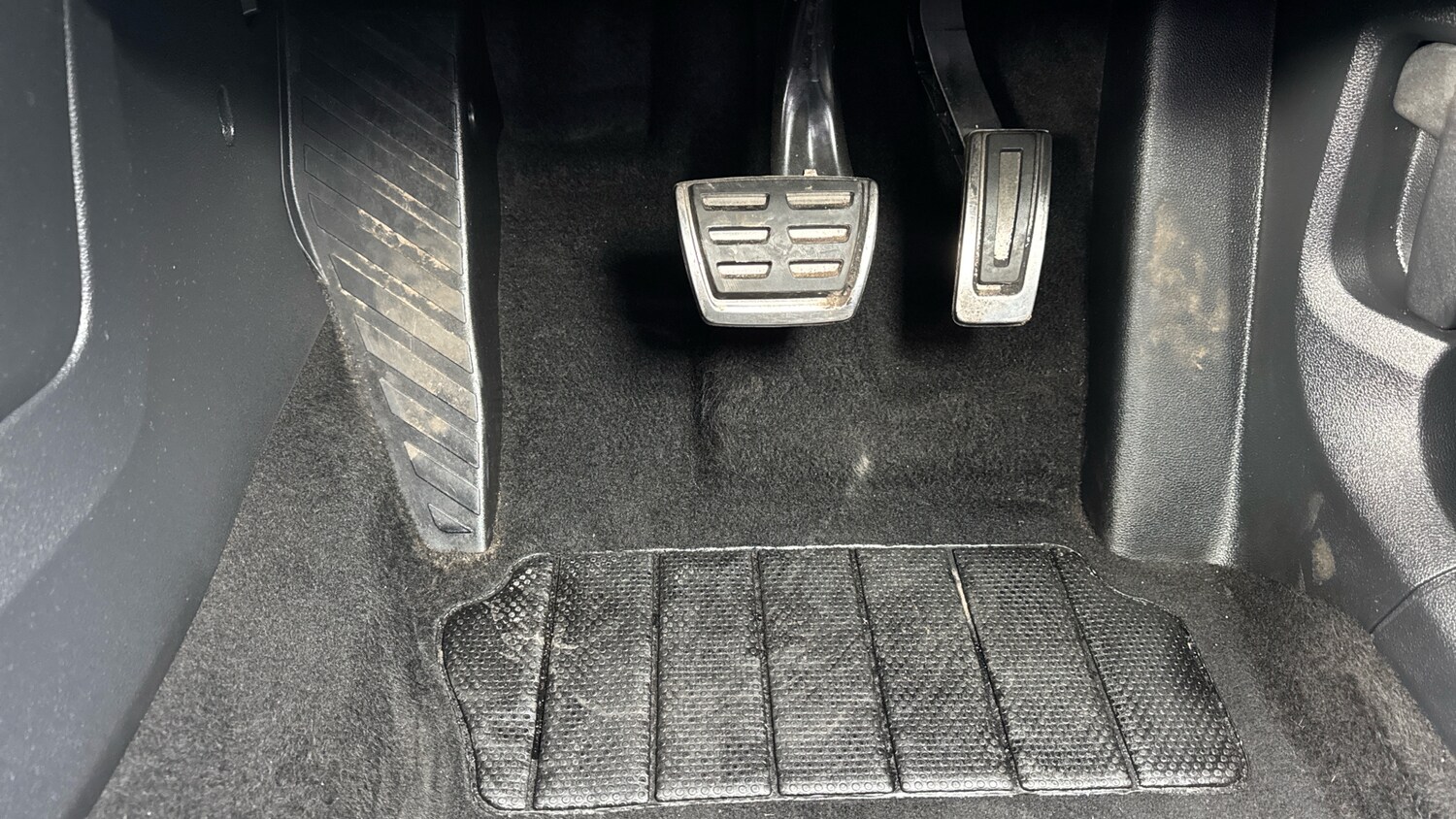 Used Volkswagen T-Roc 2022 for sale - 78143796: Photo 24