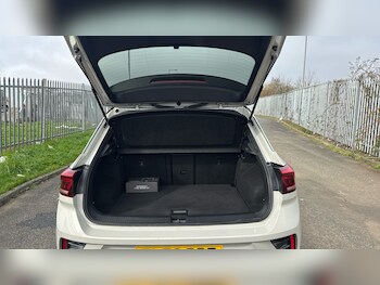 Used Volkswagen T-Roc 2022 for sale - 78143796: Photo