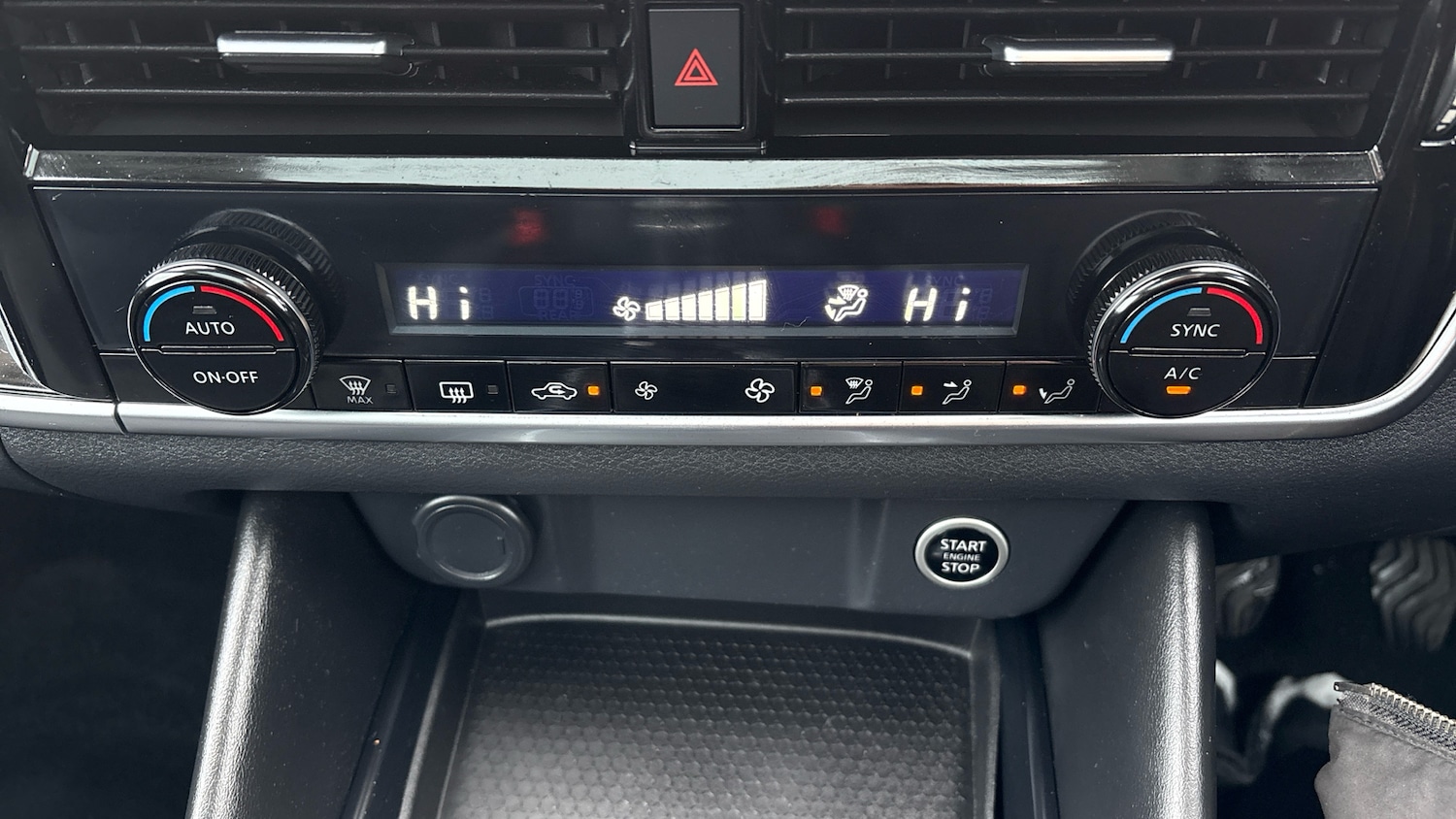 Used Nissan Qashqai 2022 for sale - 77113303: Photo 40