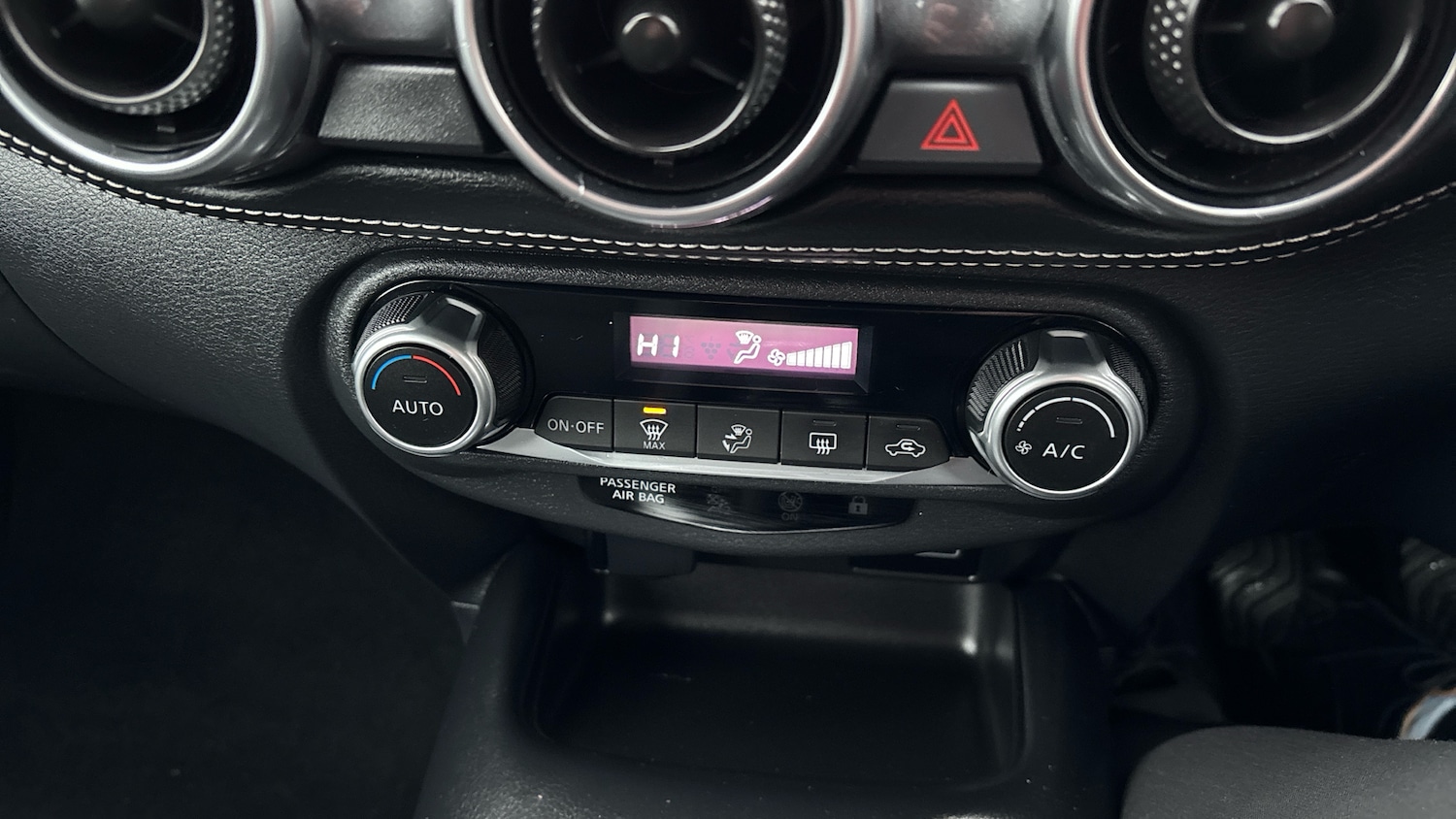 Used Nissan Juke 2023 for sale - 77124987: Photo 37