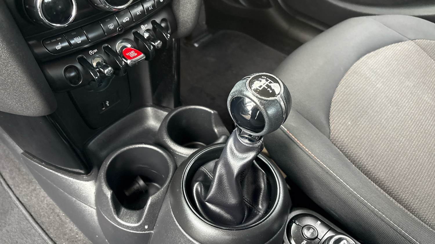 Used MINI Hatch 2021 for sale - 76363236: Photo 13