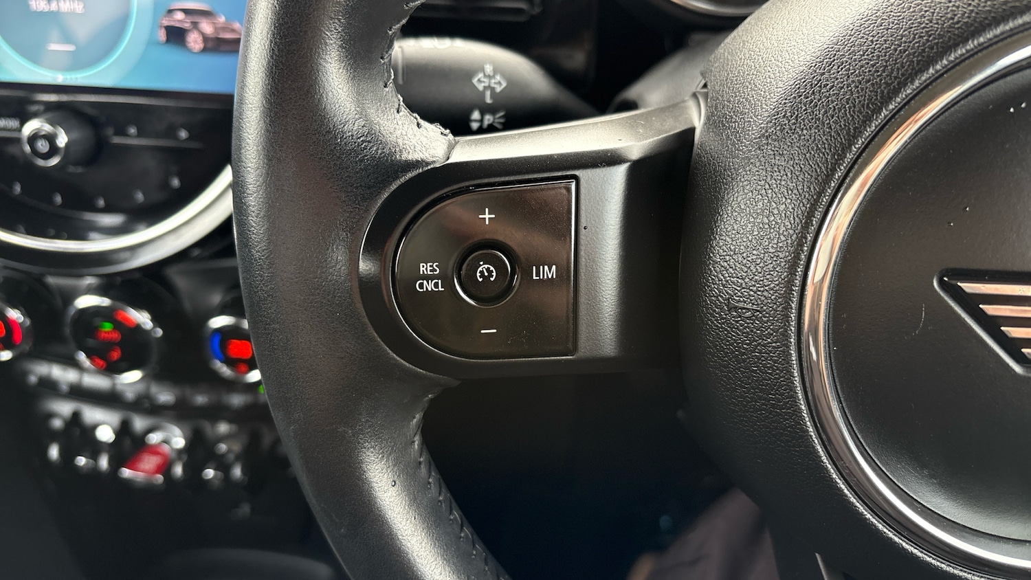 Used MINI Hatch 2021 for sale - 76363236: Photo 30