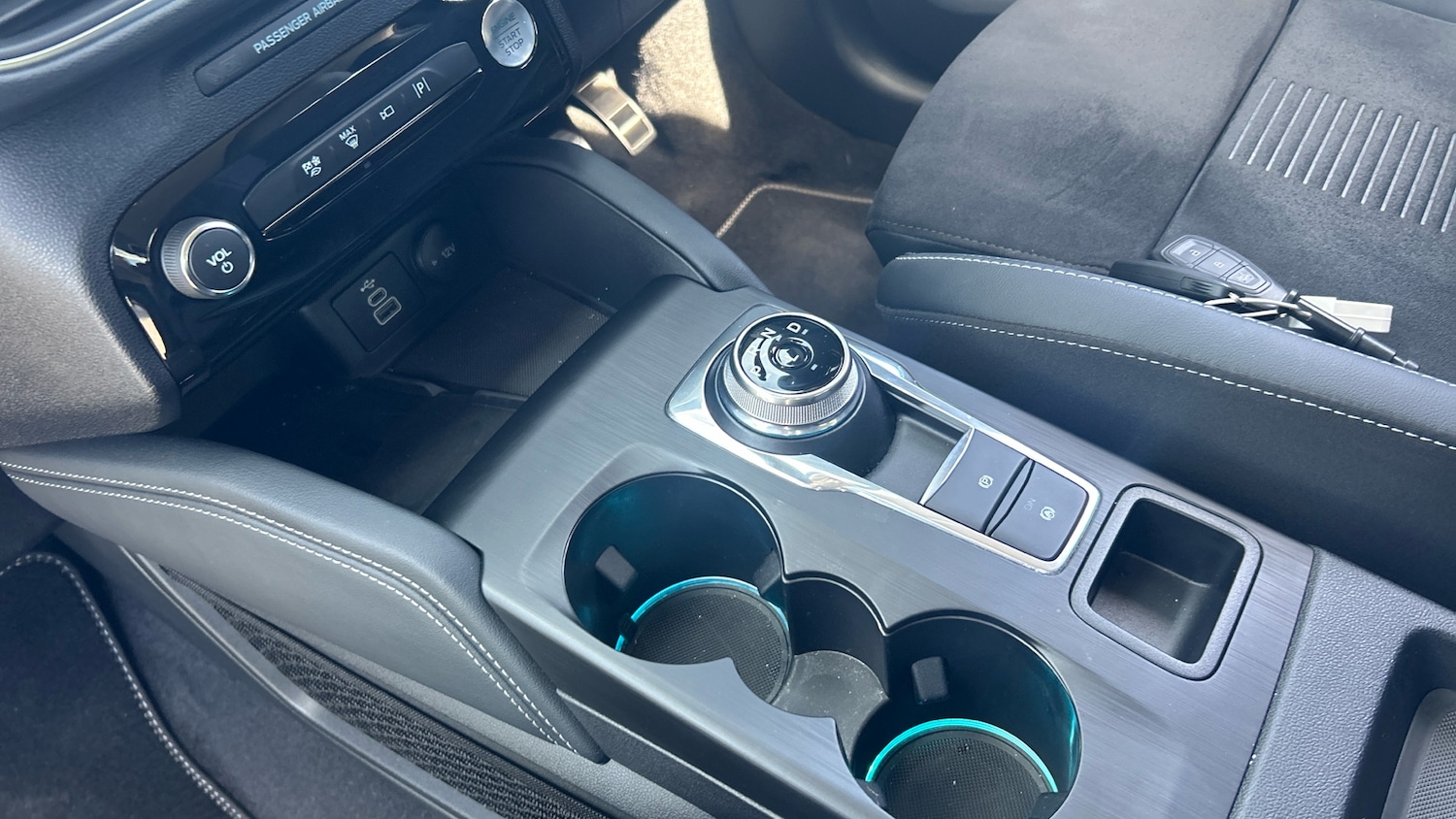 Used Ford Kuga 2025 for sale - 76372247: Photo 13