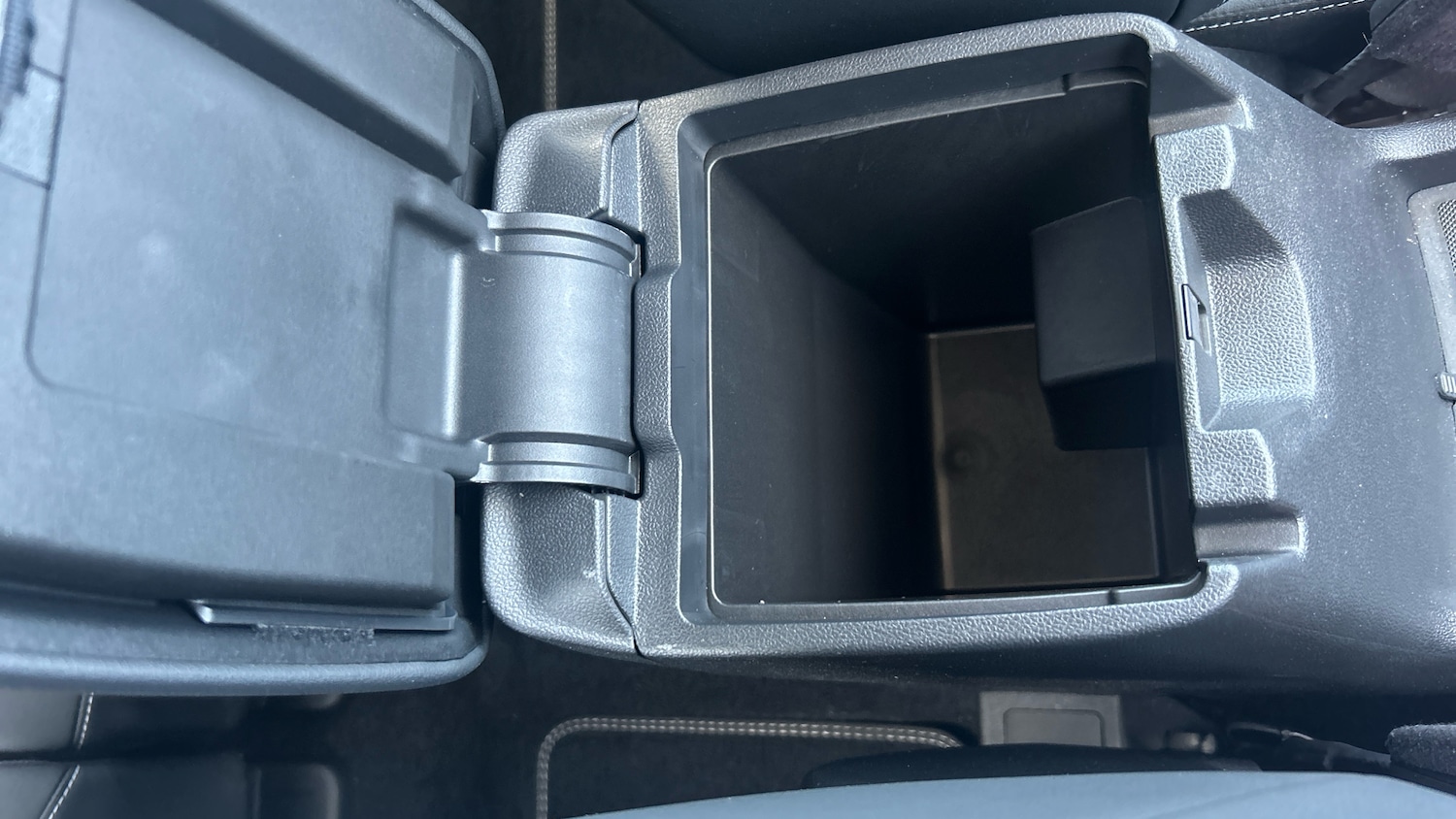 Used Ford Kuga 2025 for sale - 76372247: Photo 31