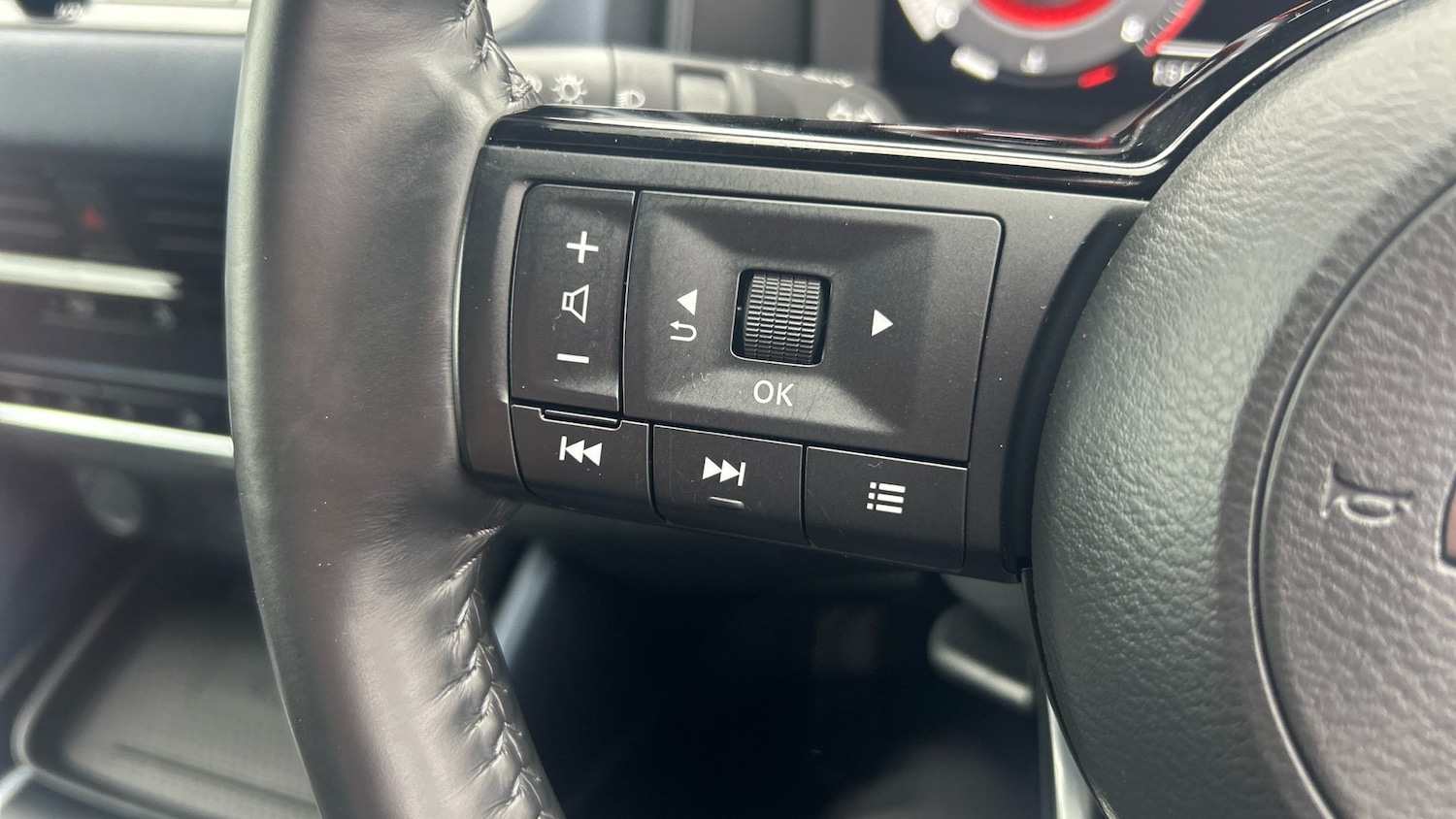 Used Nissan Qashqai 2022 for sale - 76933008: Photo 22