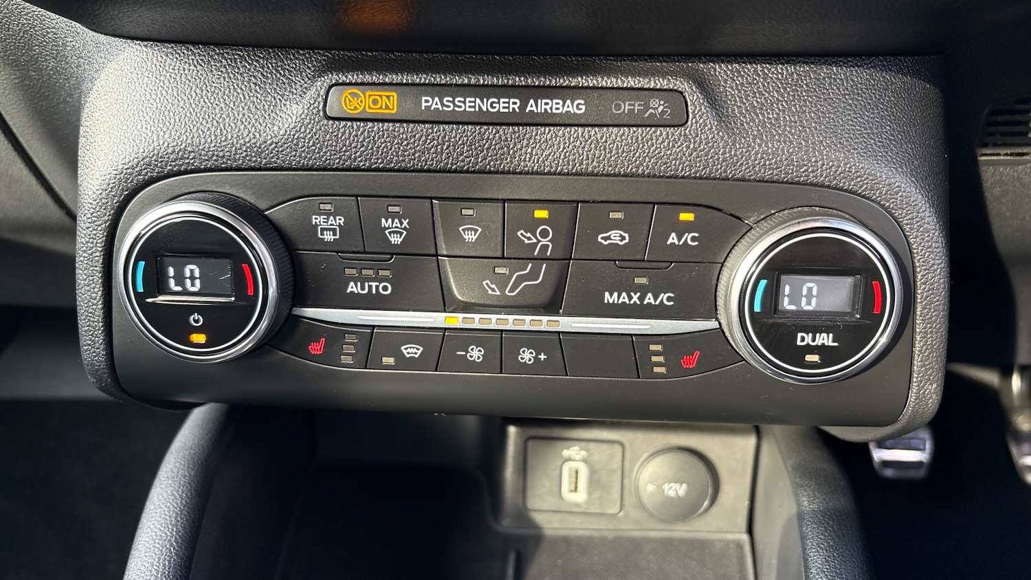 Used Ford Focus 2020 for sale - 76363225: Photo 28