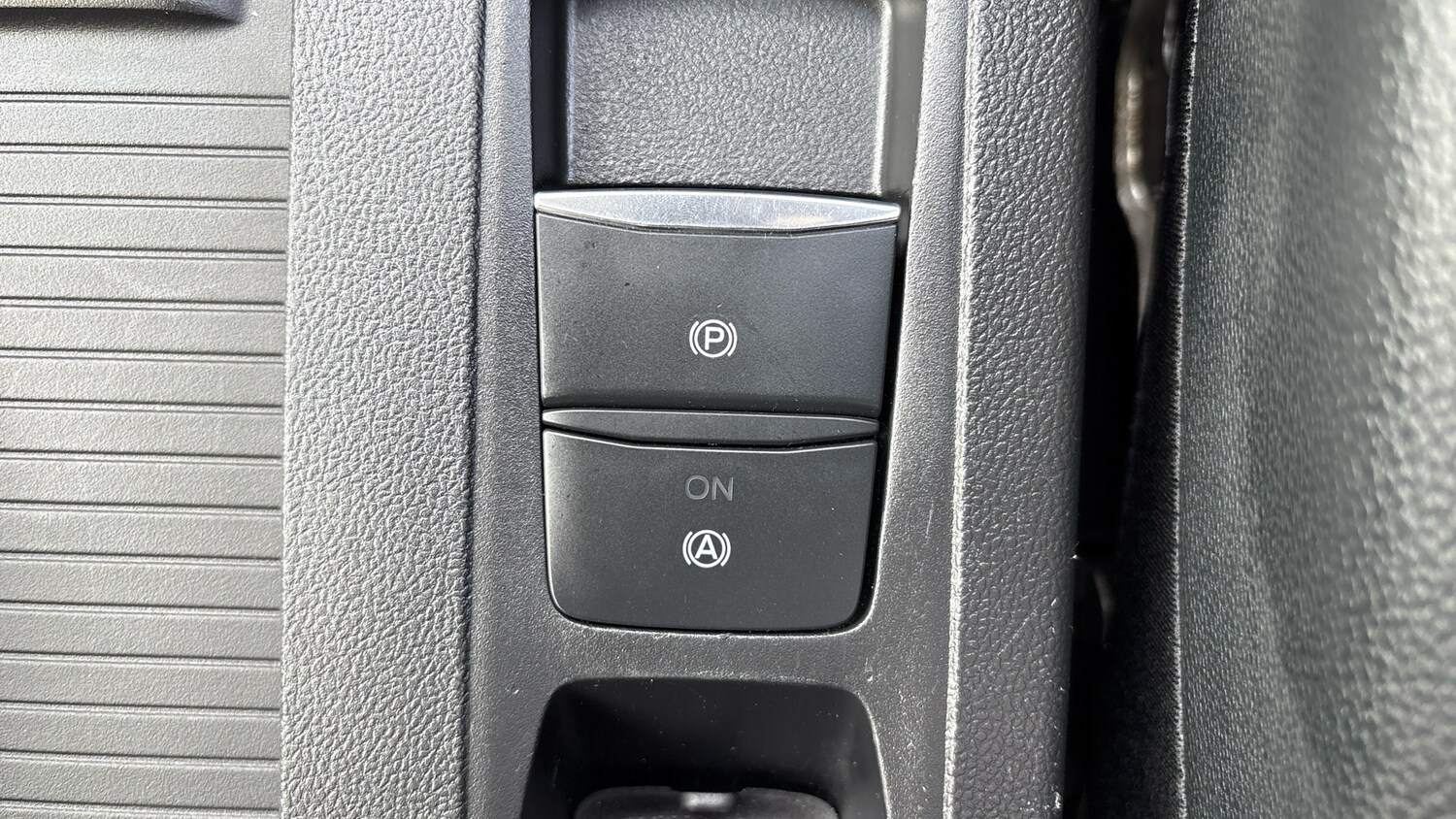 Used Ford Focus 2020 for sale - 76363225: Photo 32