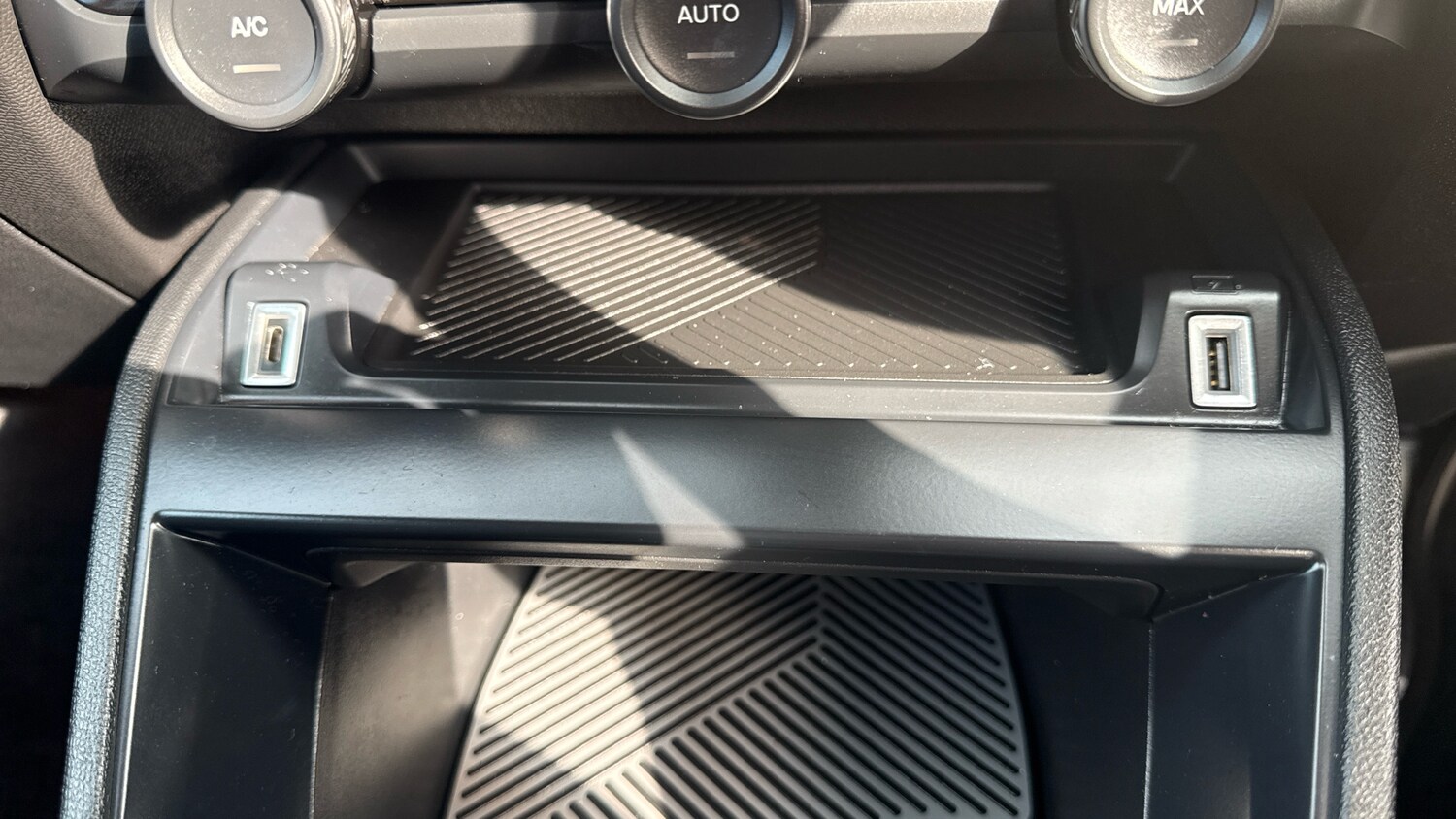 Used Citroen C4 2024 for sale - 77917650: Photo 34