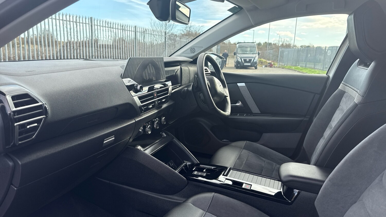 Used Citroen C4 2024 for sale - 77917650: Photo 9