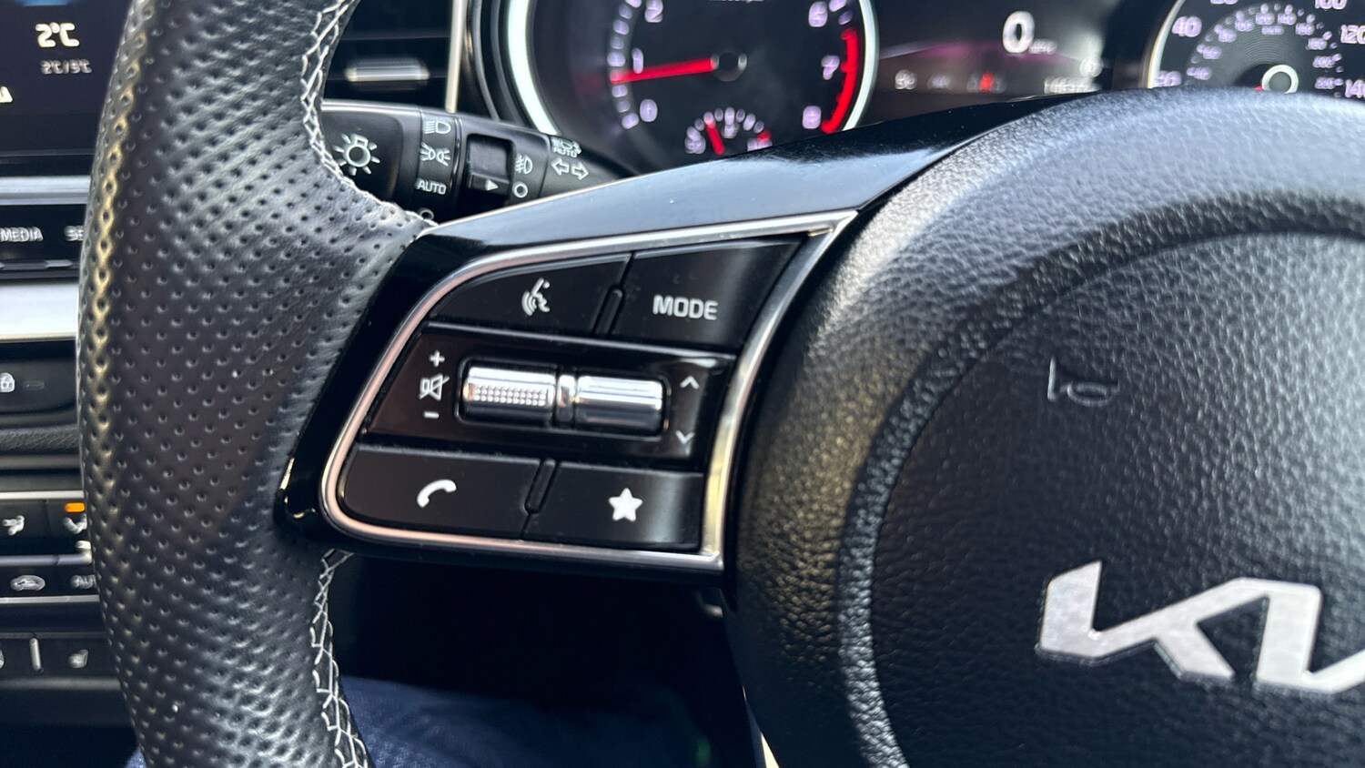 Used Kia Ceed 2023 for sale - 77591882: Photo 24