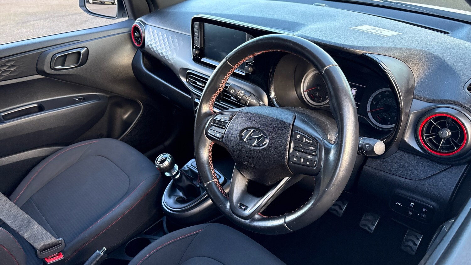 Used Hyundai i10 2022 for sale - 76363233: Photo 11