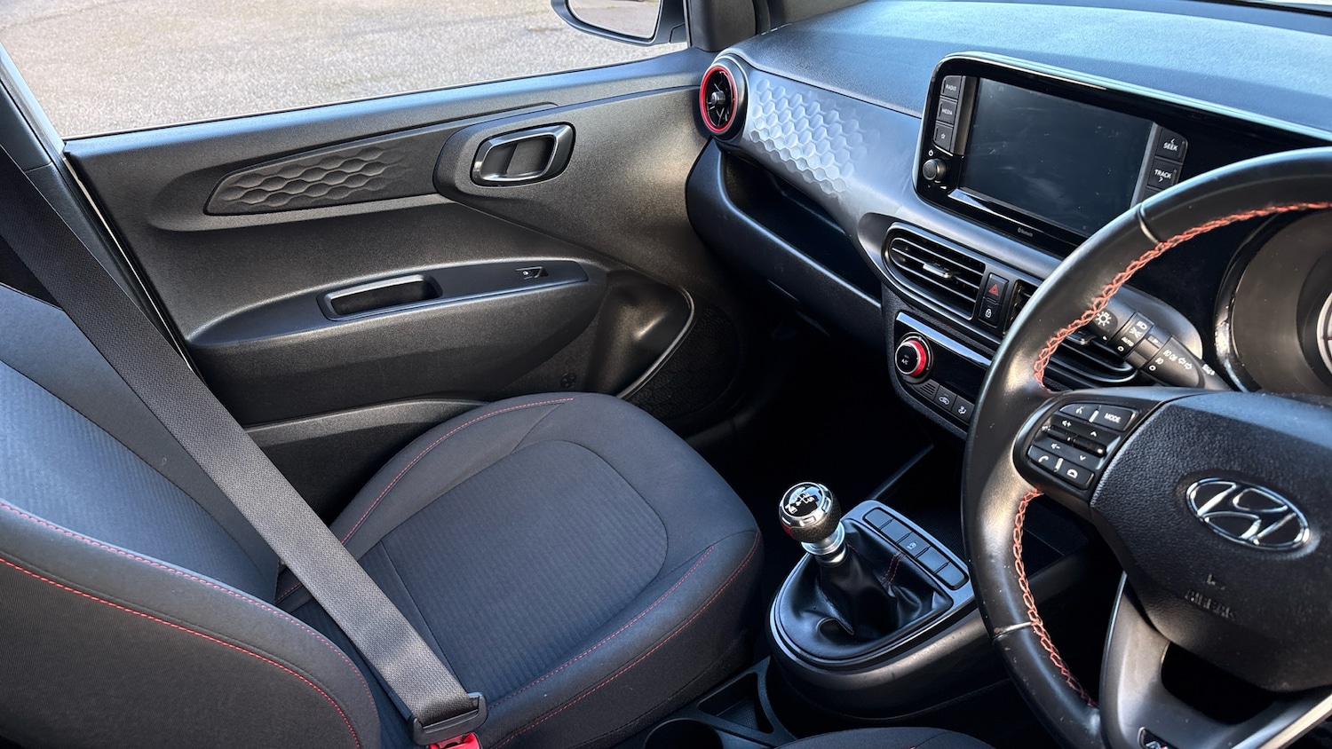 Used Hyundai i10 2022 for sale - 76363233: Photo 14