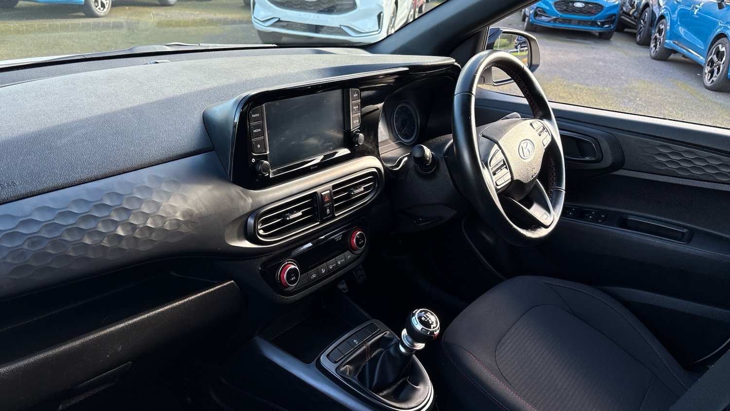 Used Hyundai i10 2022 for sale - 76363233: Photo 9