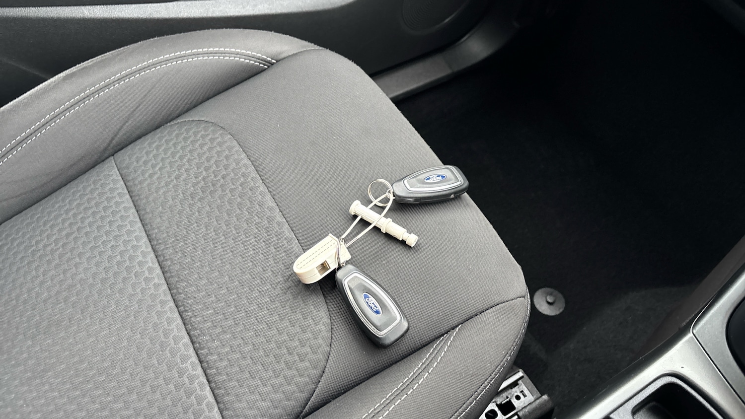 Used Ford Kuga 2017 for sale - 76968337: Photo 20