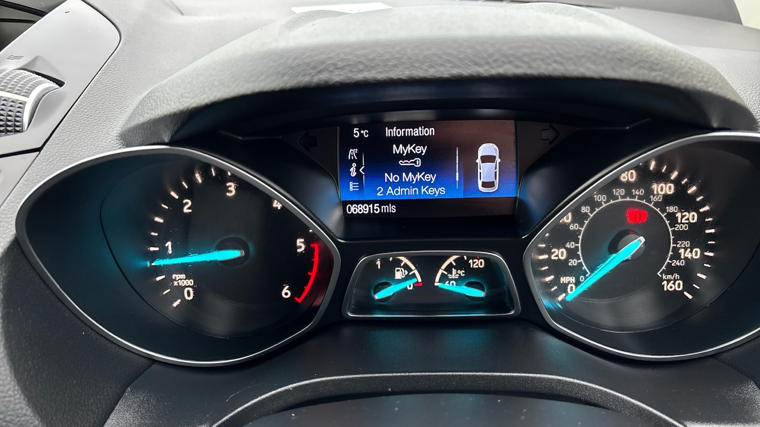 Used Ford Kuga 2017 for sale - 76968337: Photo 32