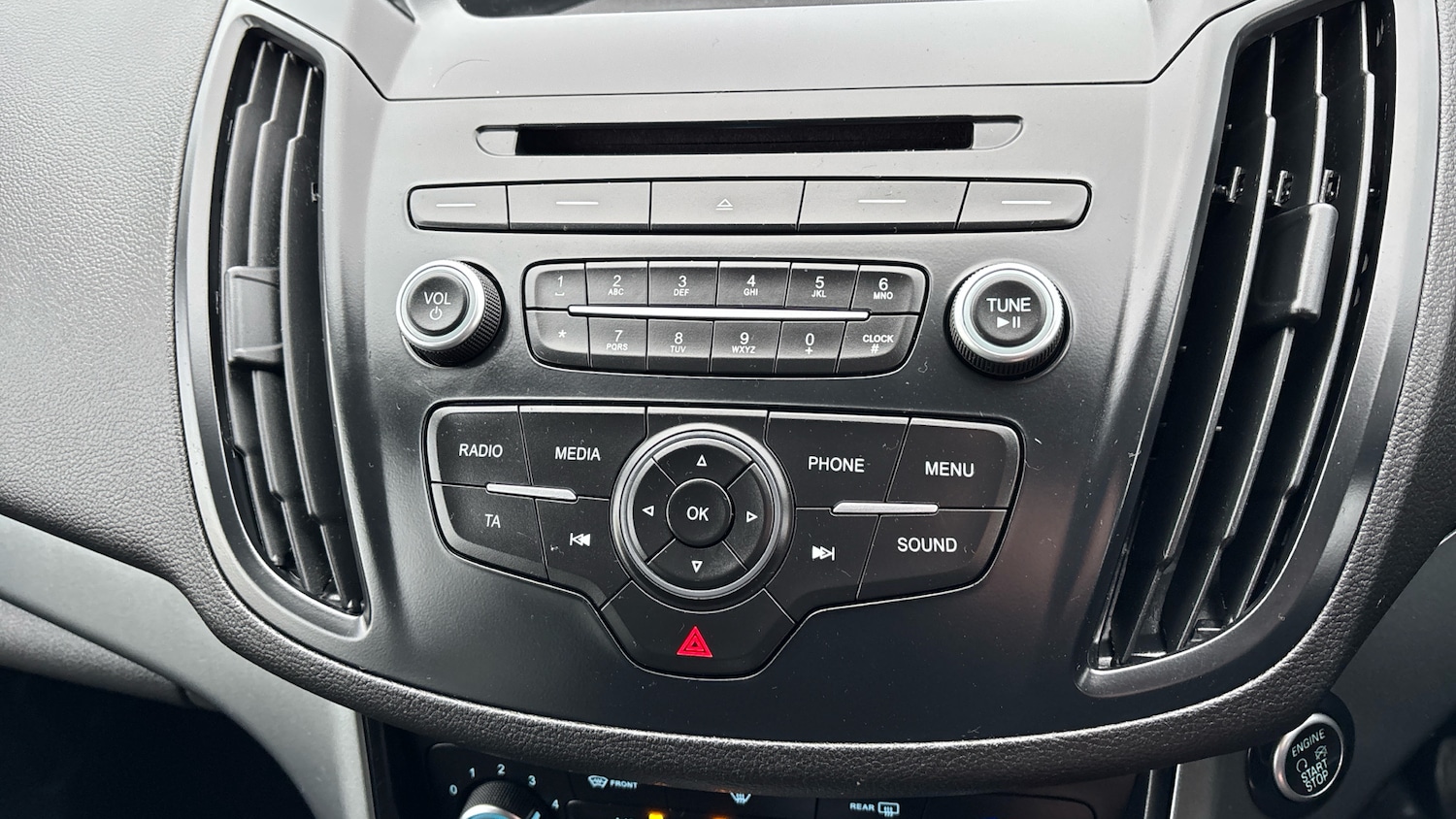 Used Ford Kuga 2017 for sale - 76968337: Photo 35