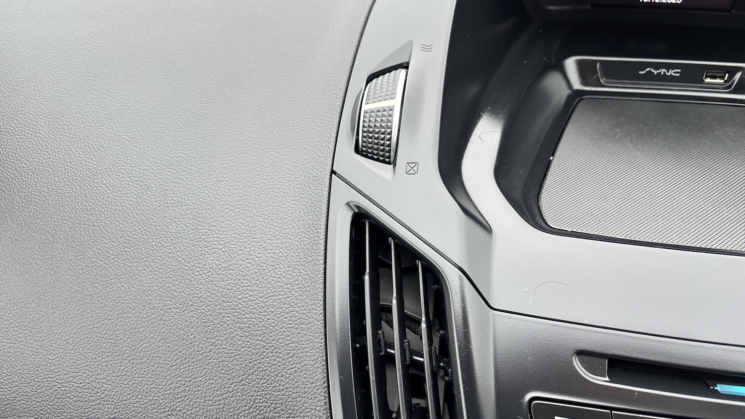 Used Ford Kuga 2017 for sale - 76968337: Photo 51