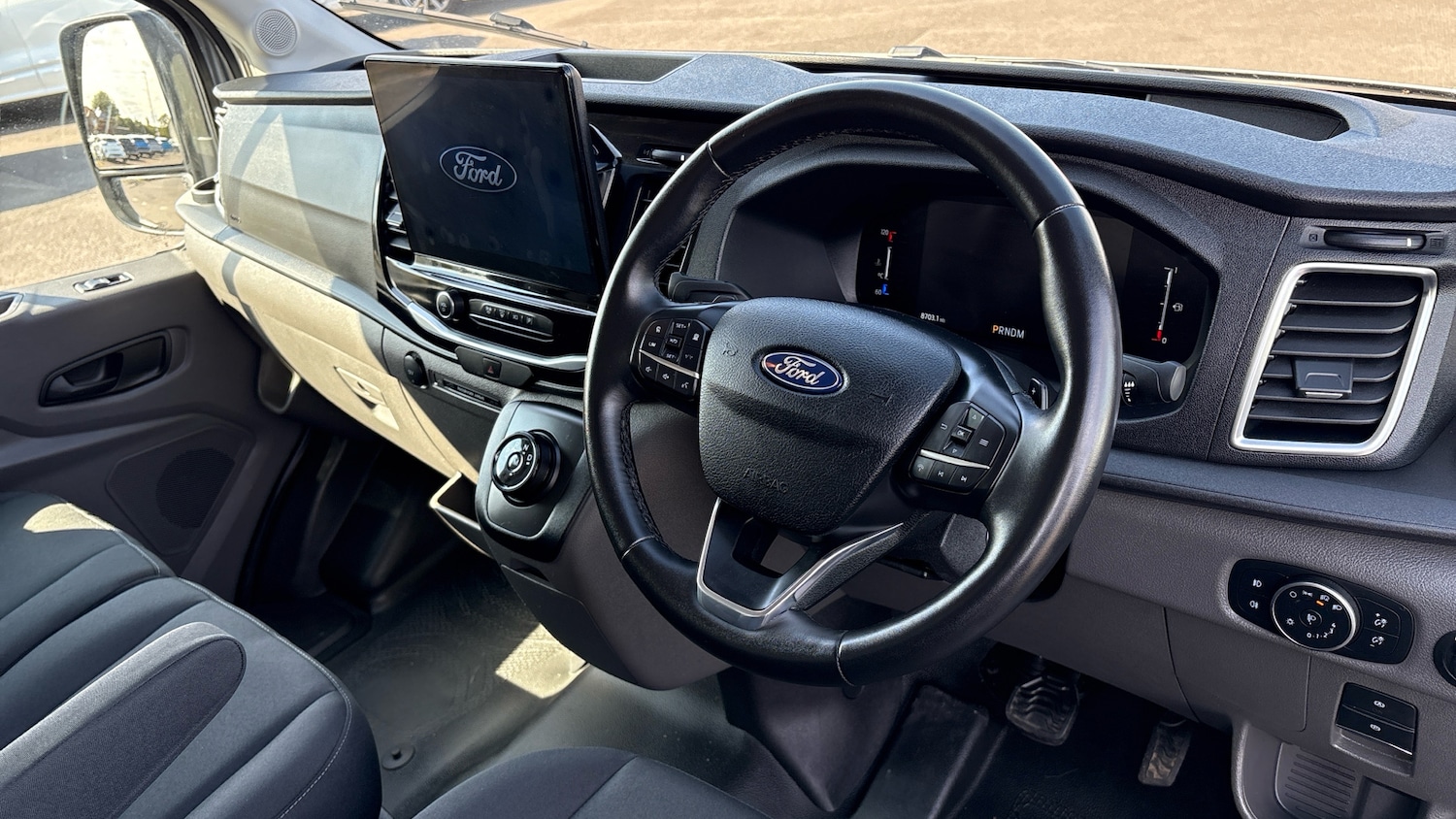 Used Ford Transit 2024 for sale - 76372244: Photo 11