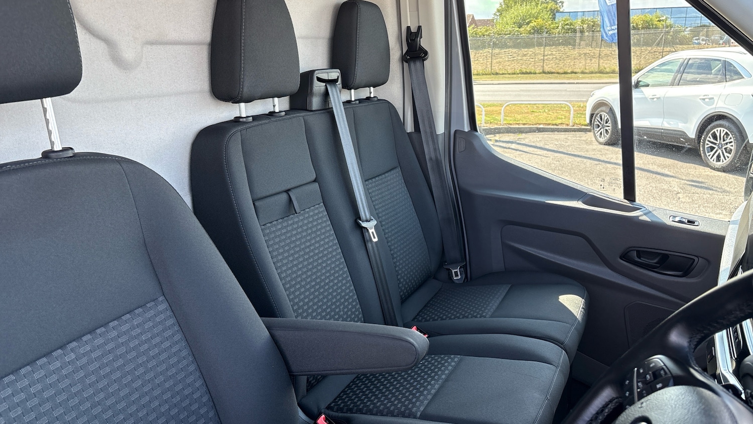 Used Ford Transit 2024 for sale - 76372244: Photo 15