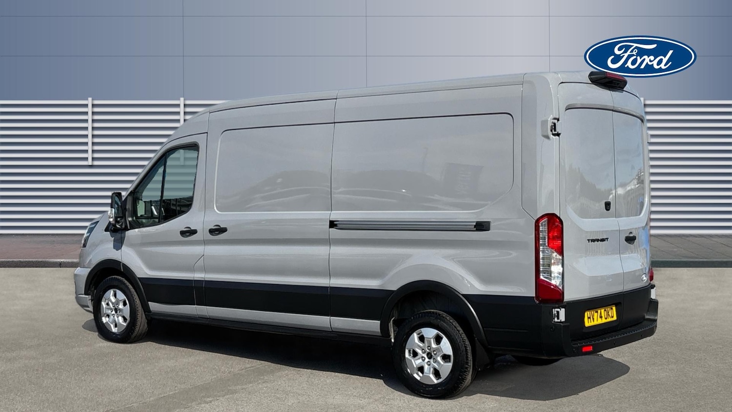 Used Ford Transit 2024 for sale - 76372244: Photo 2