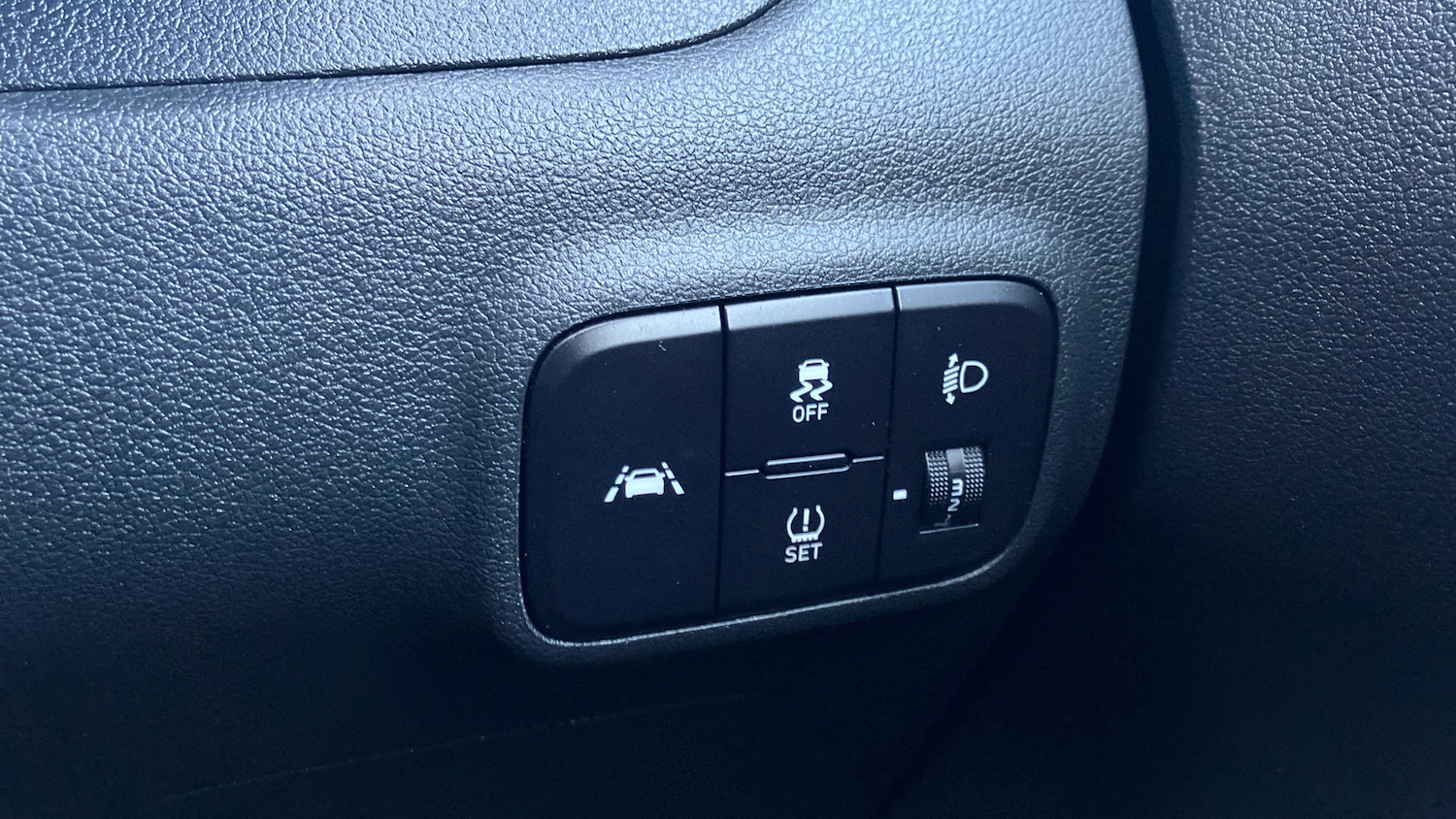 Used Hyundai i10 2020 for sale - 76979325: Photo 23