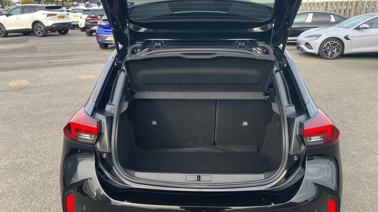 Used Vauxhall Corsa 2023 for sale - 76449547: Photo 4