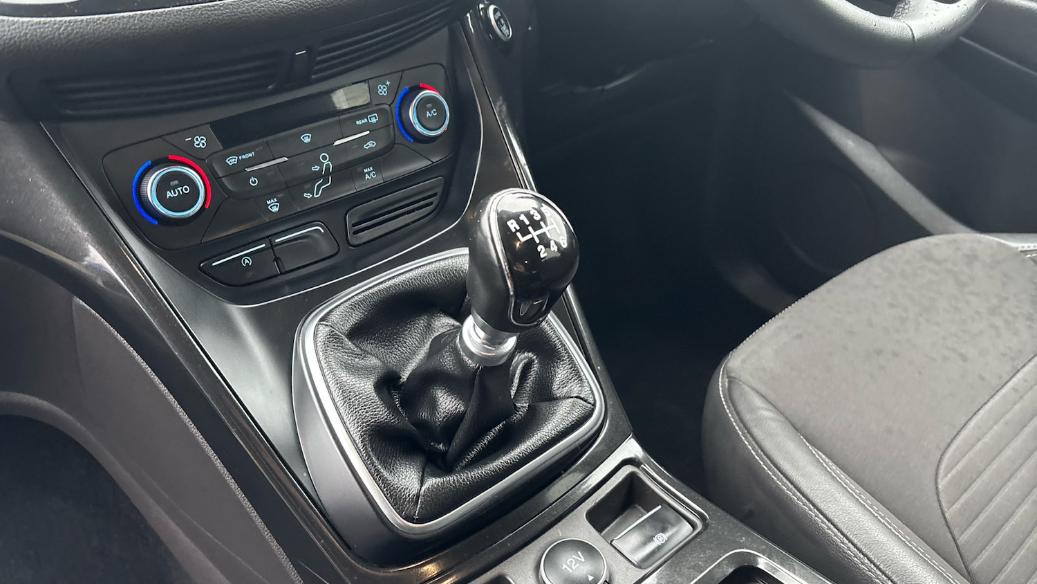 Used Ford Kuga 2018 for sale - 77528495: Photo 13