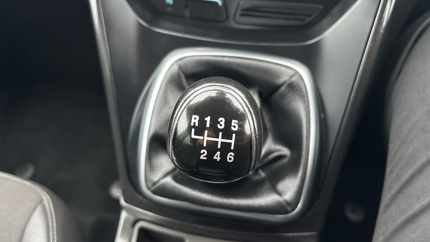 Used Ford Kuga 2018 for sale - 77528495: Photo 42