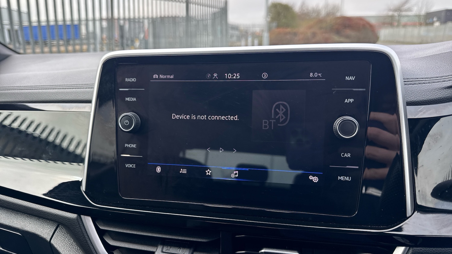 Used Volkswagen T-Roc 2022 for sale - 77973188: Photo 12