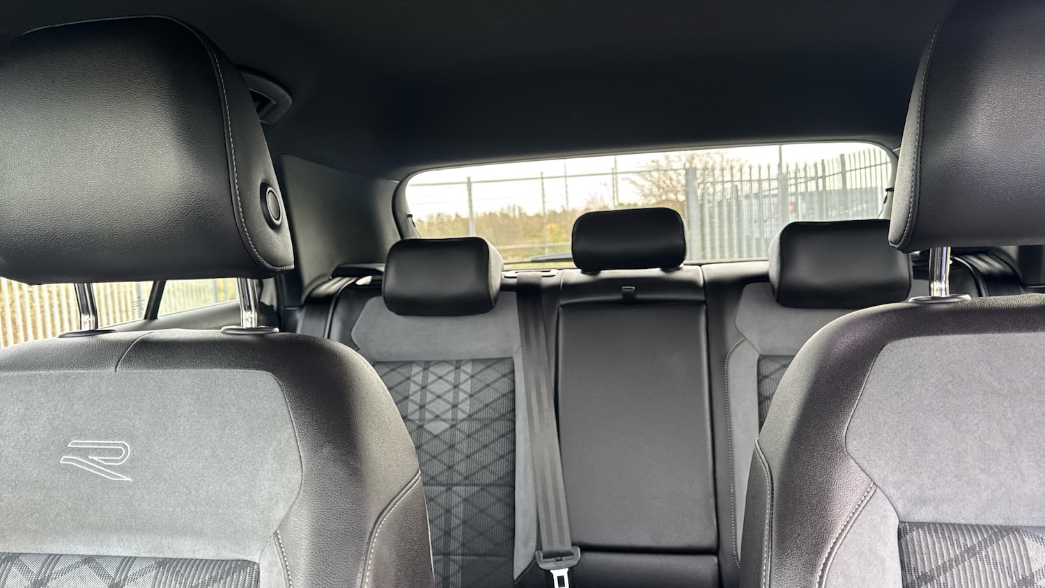 Used Volkswagen T-Roc 2022 for sale - 77973188: Photo 15