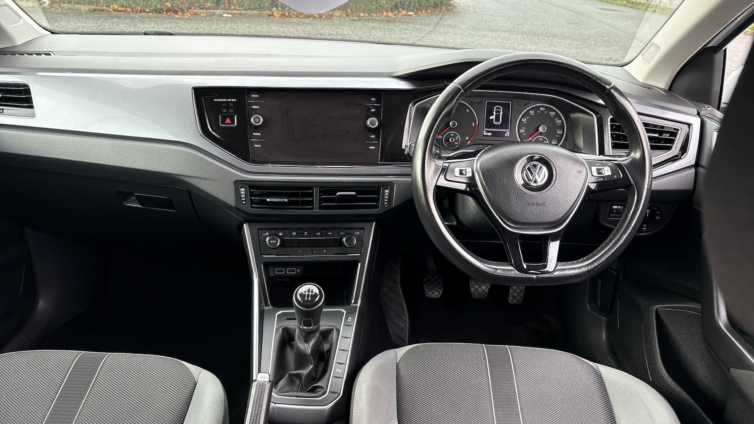 Used Volkswagen Polo 2018 for sale - 76490333: Photo 10